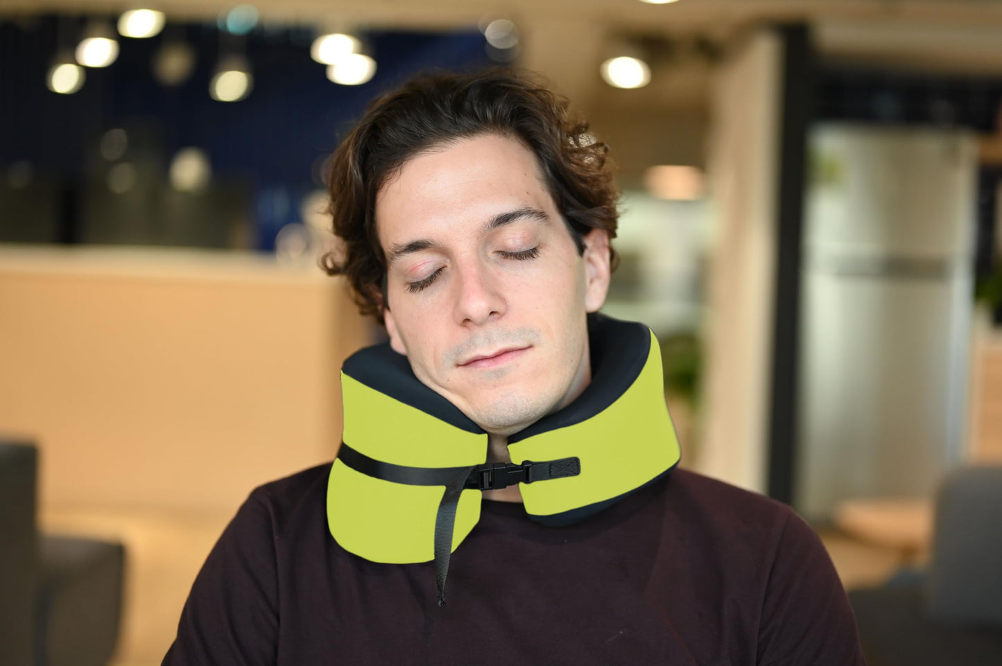 Cushion Lab Extra Support Travel Pillow, Award-Winning Patented Ergonomic Design for Chin & Neck Support Memory Foam Neck Pillow, Compact Airplane Pillow for Traveling, Flight, Car (Black, Large)